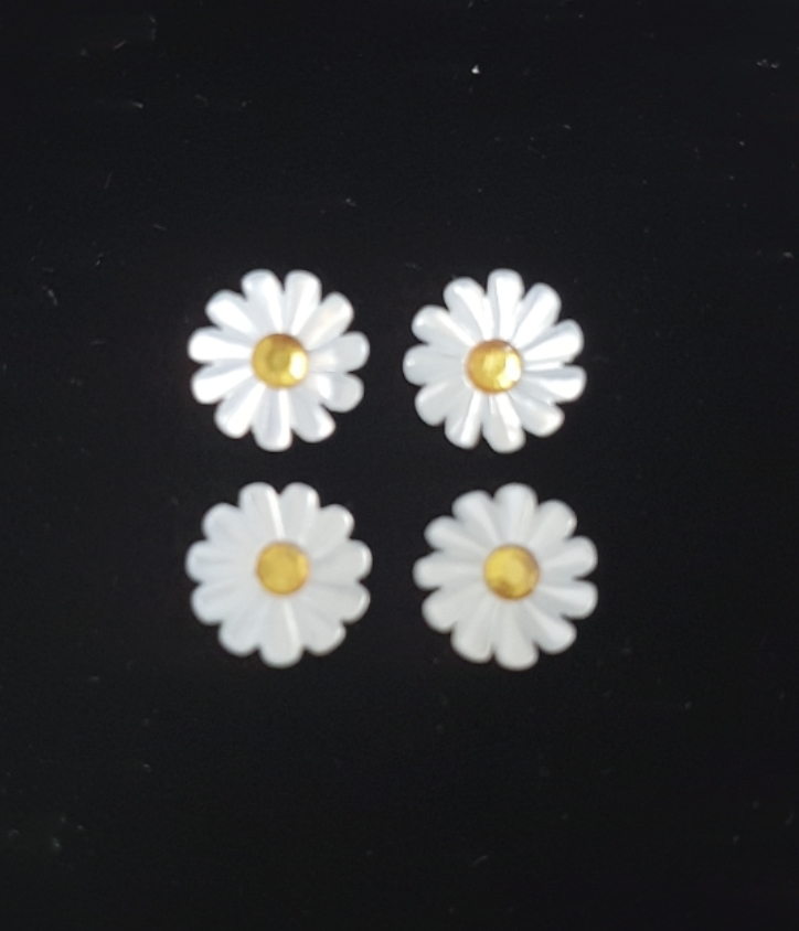 »óǰ ¼¶³×ÀÏ »óǰ ¼¶³×ÀÏ